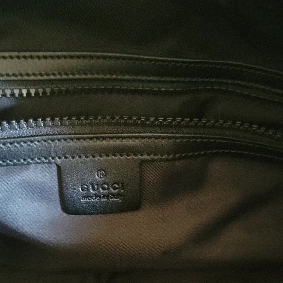 Gucci Black Techno Cat Head Duffel Bag with Red and Green Stripes - Picture 15 of 16